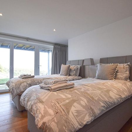 Whispers - 4 Bedroom Modern Family Holiday Home In Salcombe Sleeps 8 Eksteriør billede